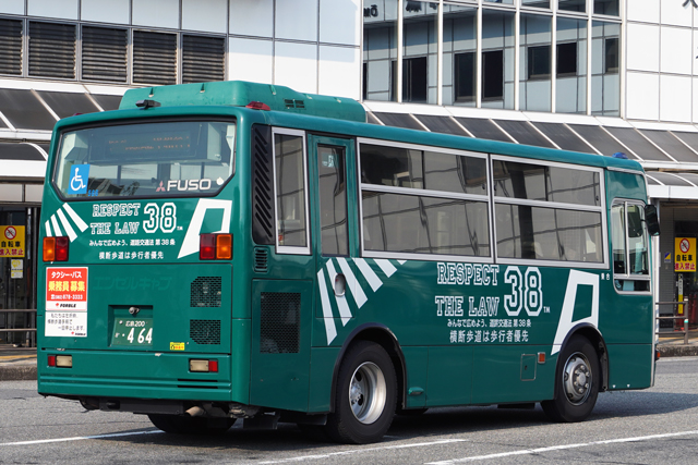 L200 464