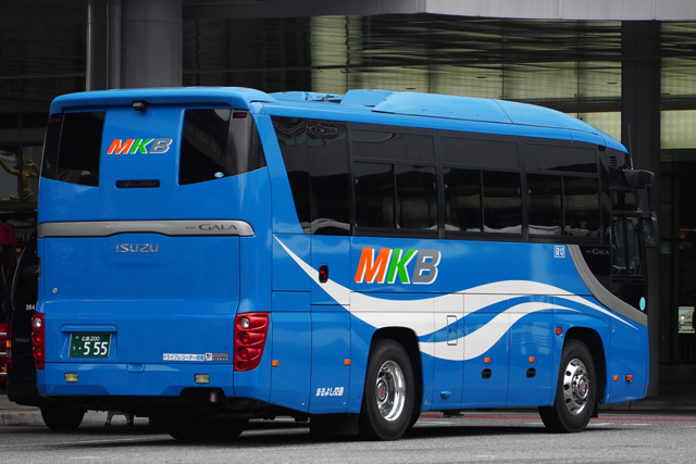 �L��200 ��555